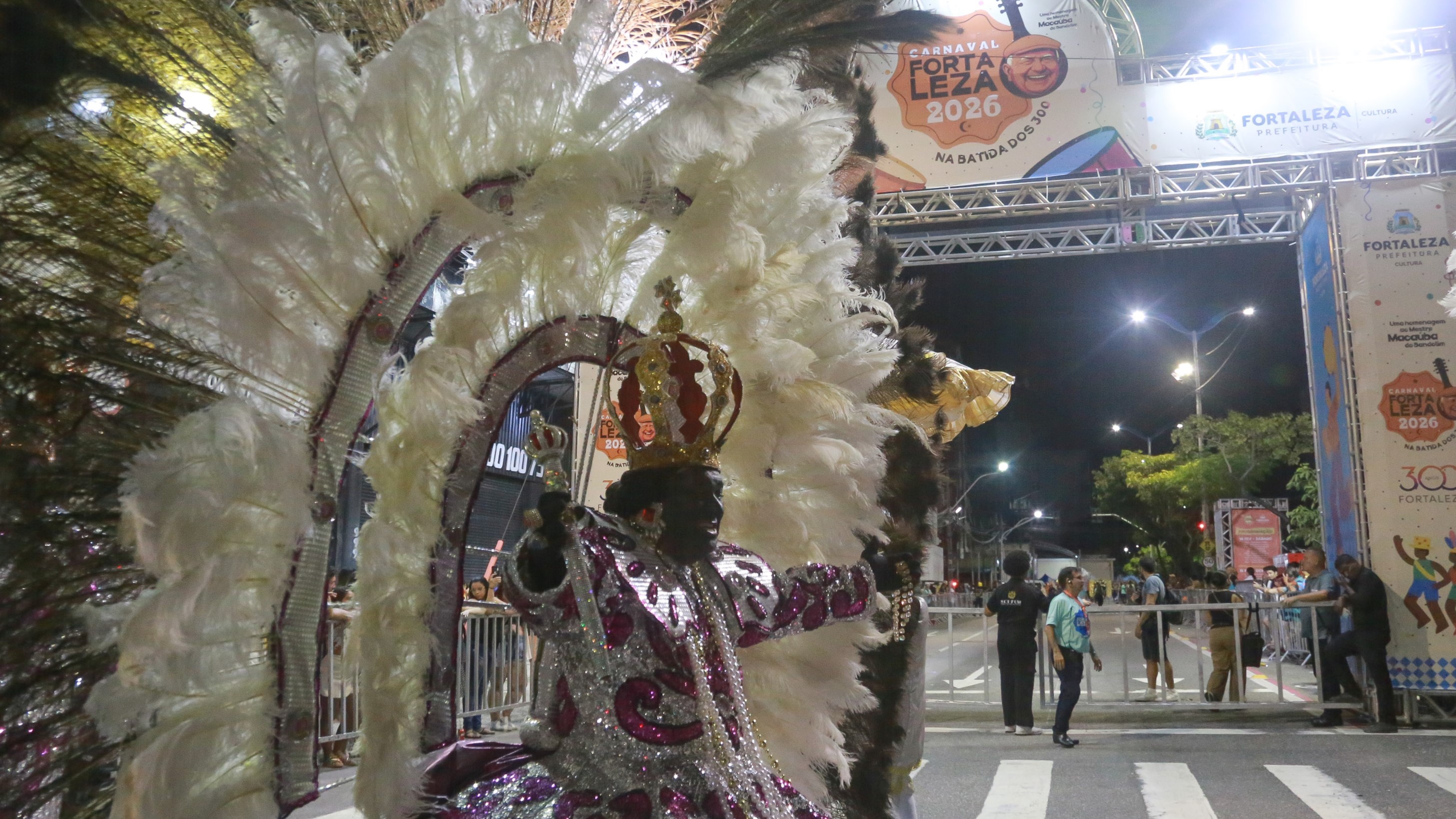  Maracatus desfilam sábado e domingo na Avenida Domingos Olímpio